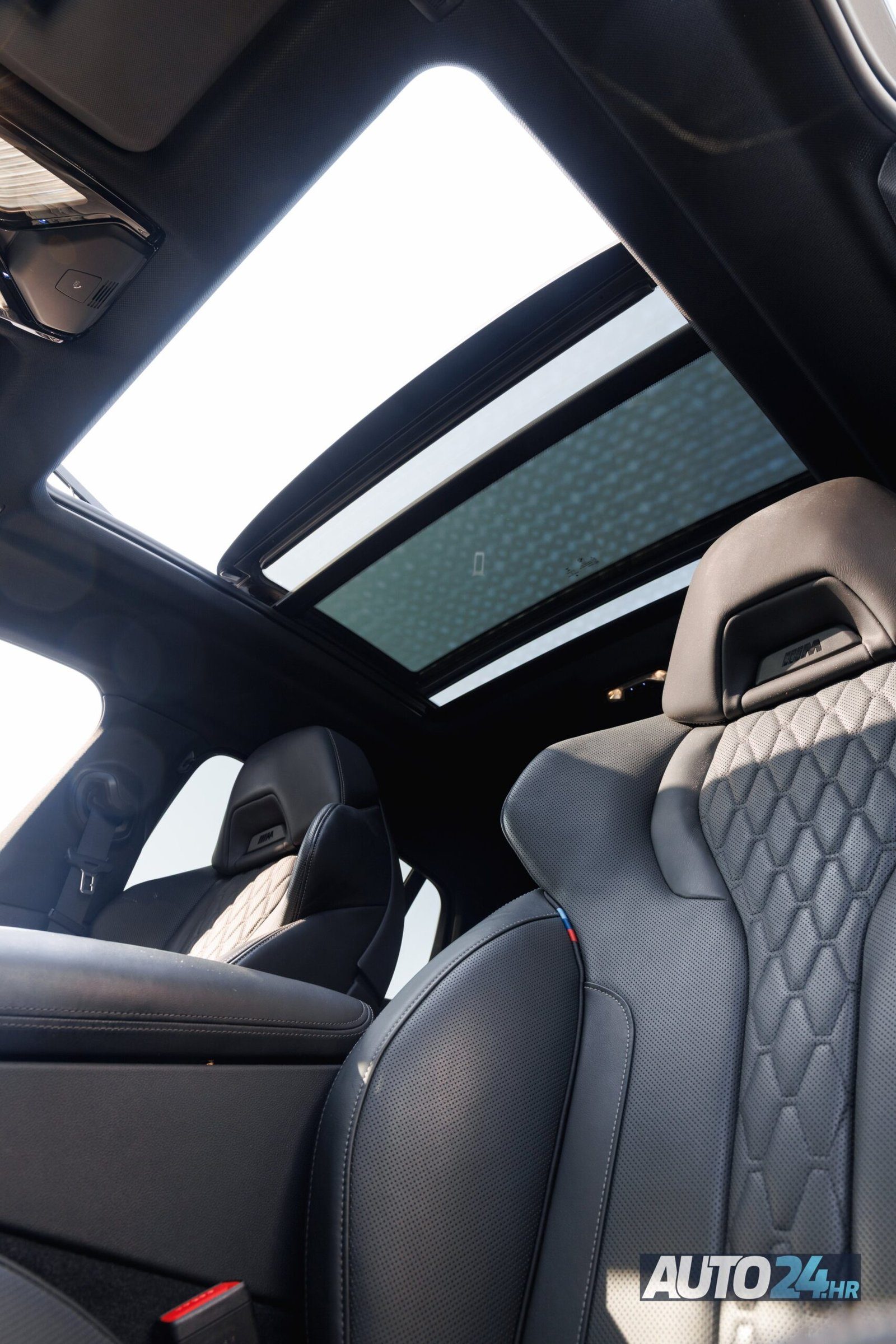 2022 BMW X6 M Sport — fotografija 11