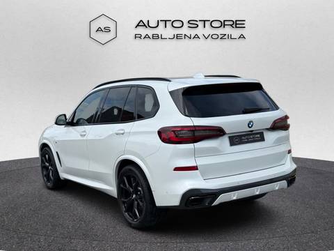 2021 BMW X5 M Sport — sličica 5