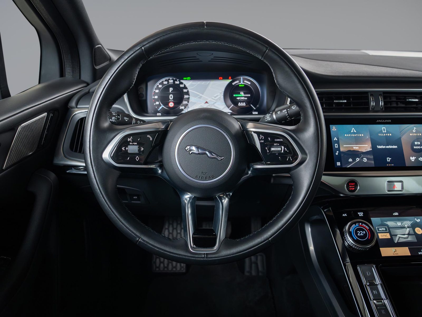 2024 Jaguar I-Pace — fotografija 16