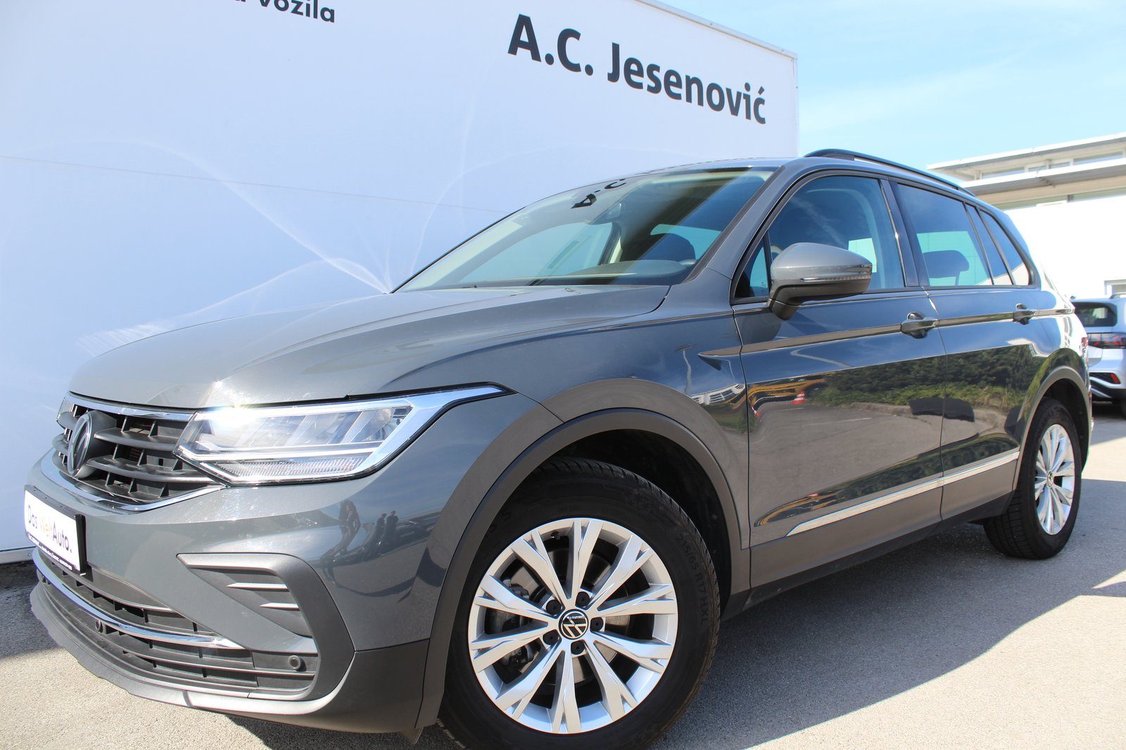 2024 Volkswagen Tiguan — fotografija 4