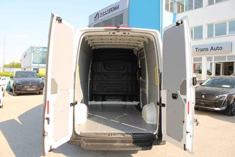 2025 Volkswagen Crafter — sličica 7