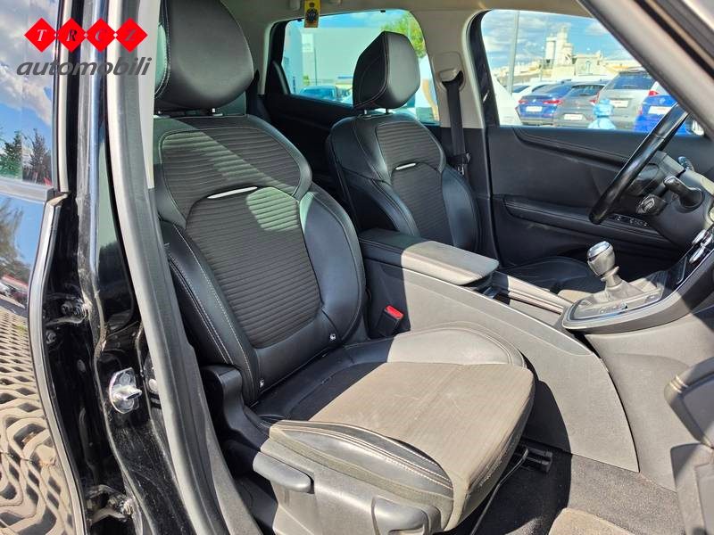2017 Renault Scenic — fotografija 7