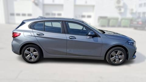 2022 BMW Serija 1 — sličica 8