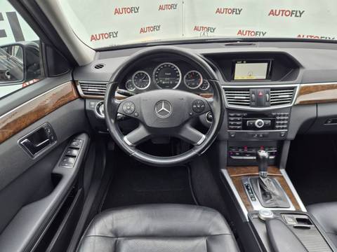 2011 Mercedes-Benz E-klasa — sličica 17