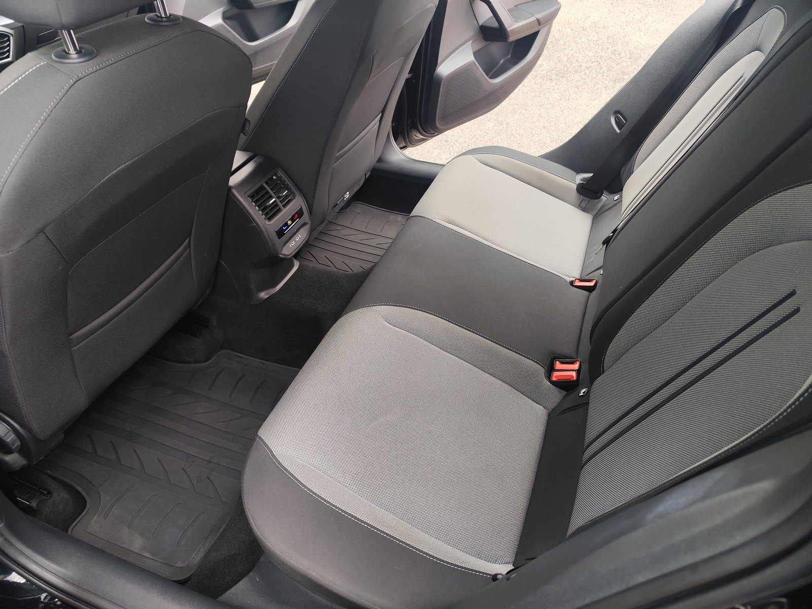 2025 Seat Leon — fotografija 17