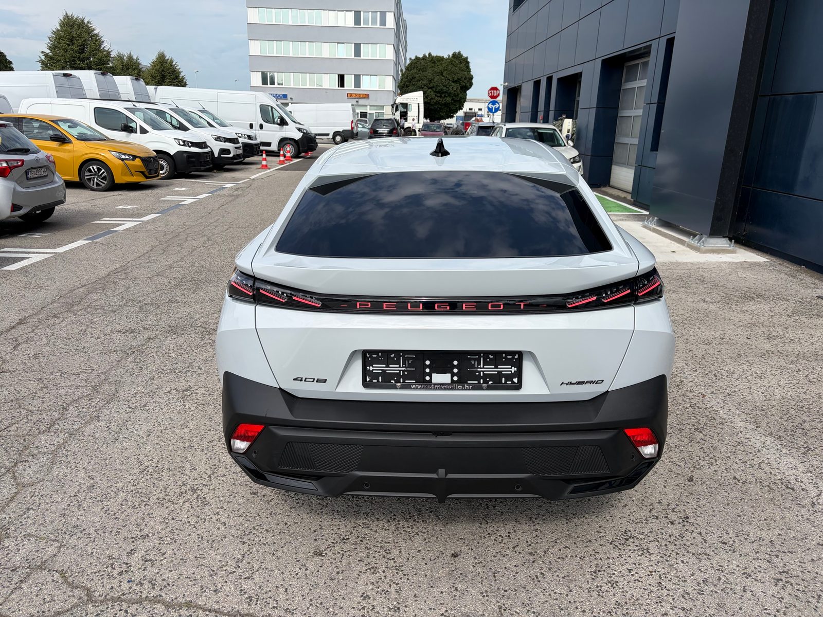 2026 Peugeot 408 — fotografija 5