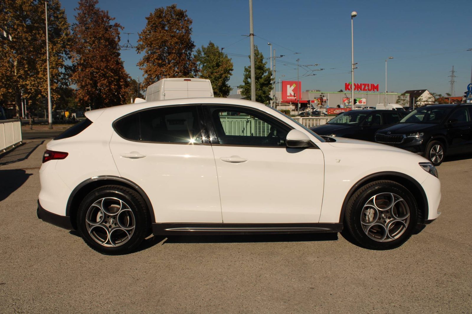 2022 Alfa Romeo Stelvio — fotografija 4