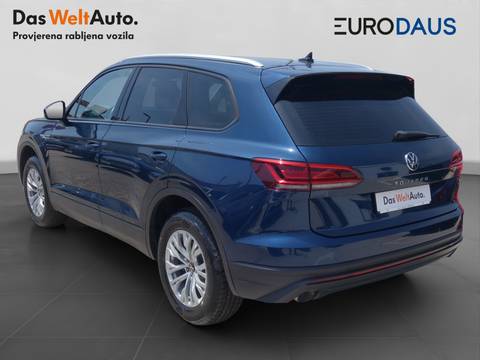 2021 Volkswagen Touareg — sličica 7