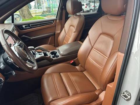2021 Porsche Cayenne — sličica 11