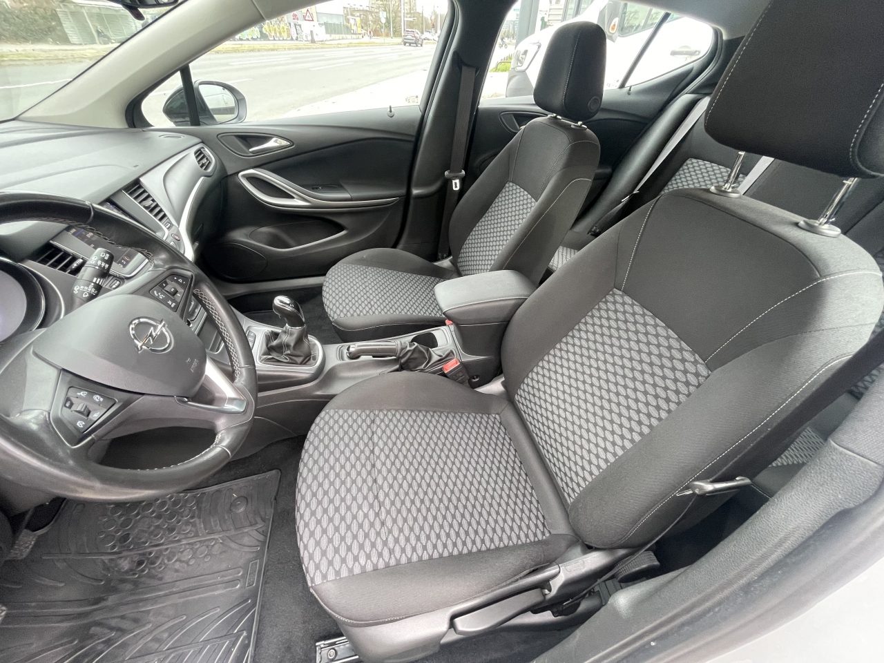 2021 Opel Astra — fotografija 15