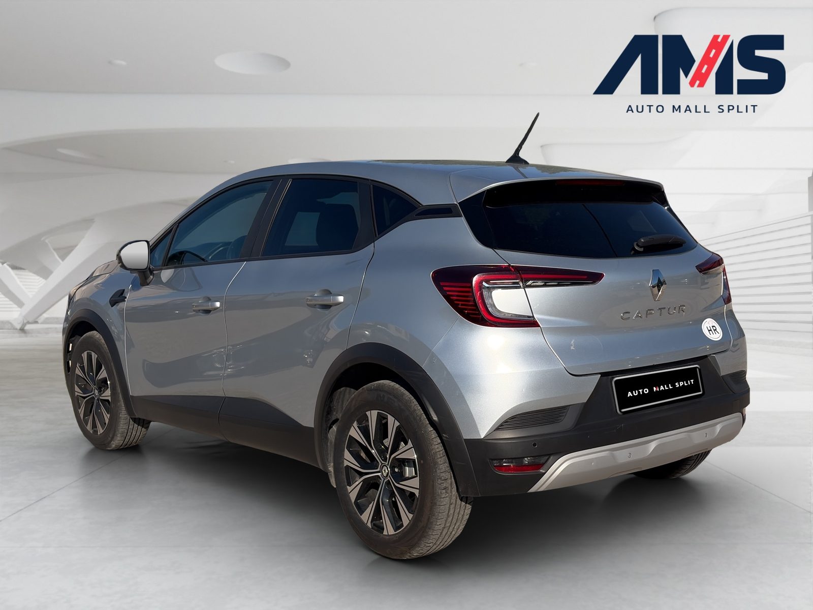 2023 Renault Captur — fotografija 3