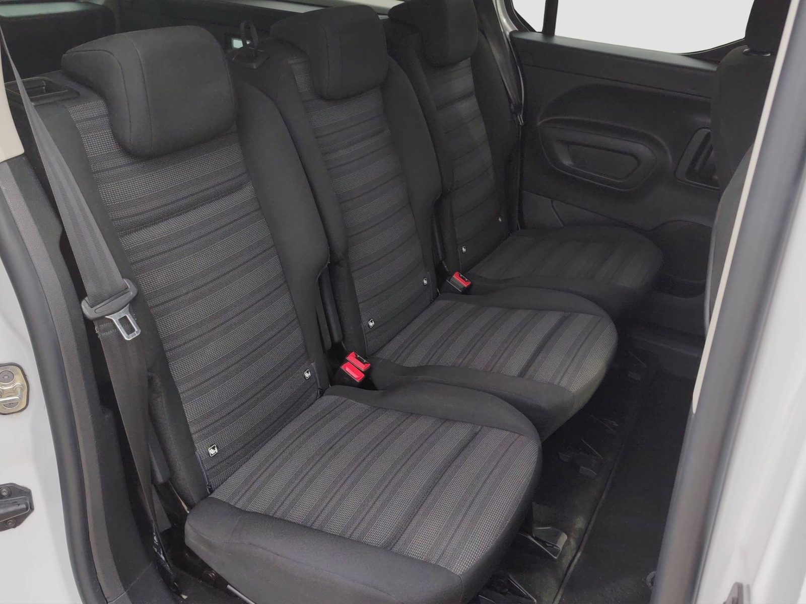 2023 Opel Combo — fotografija 19