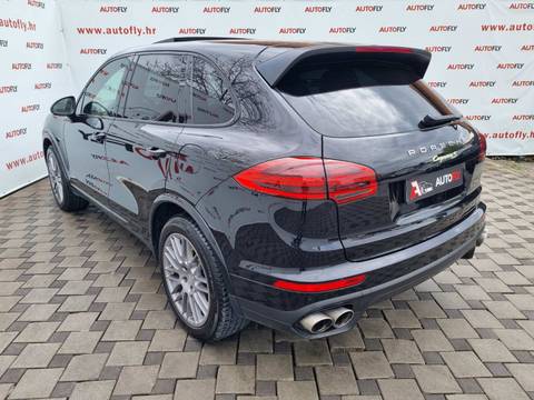 2015 Porsche Cayenne — sličica 6