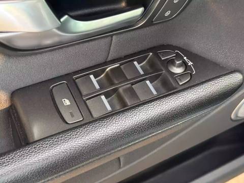 2017 Land Rover Range Rover Evoque — sličica 29