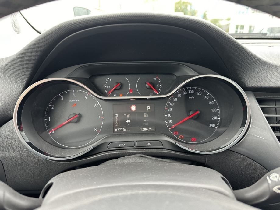 2021 Opel Crossland — fotografija 8
