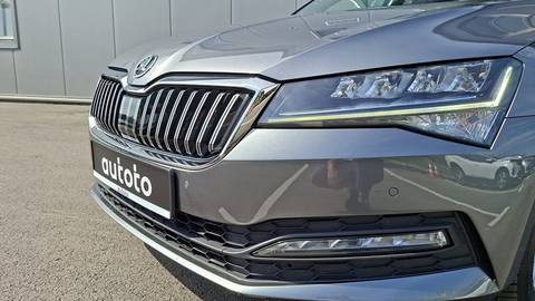 2022 Škoda Superb — sličica 20
