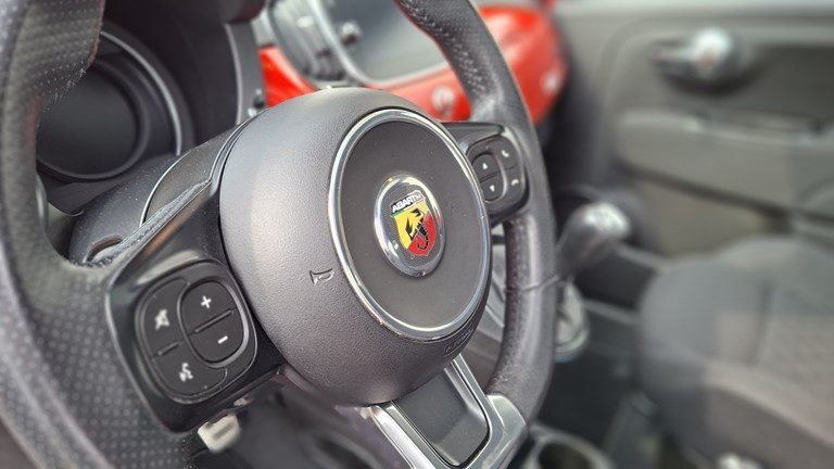 2020 Fiat Abarth — fotografija 9