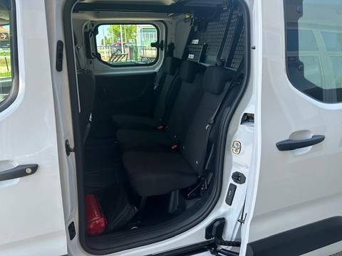 2026 Opel Combo — sličica 12