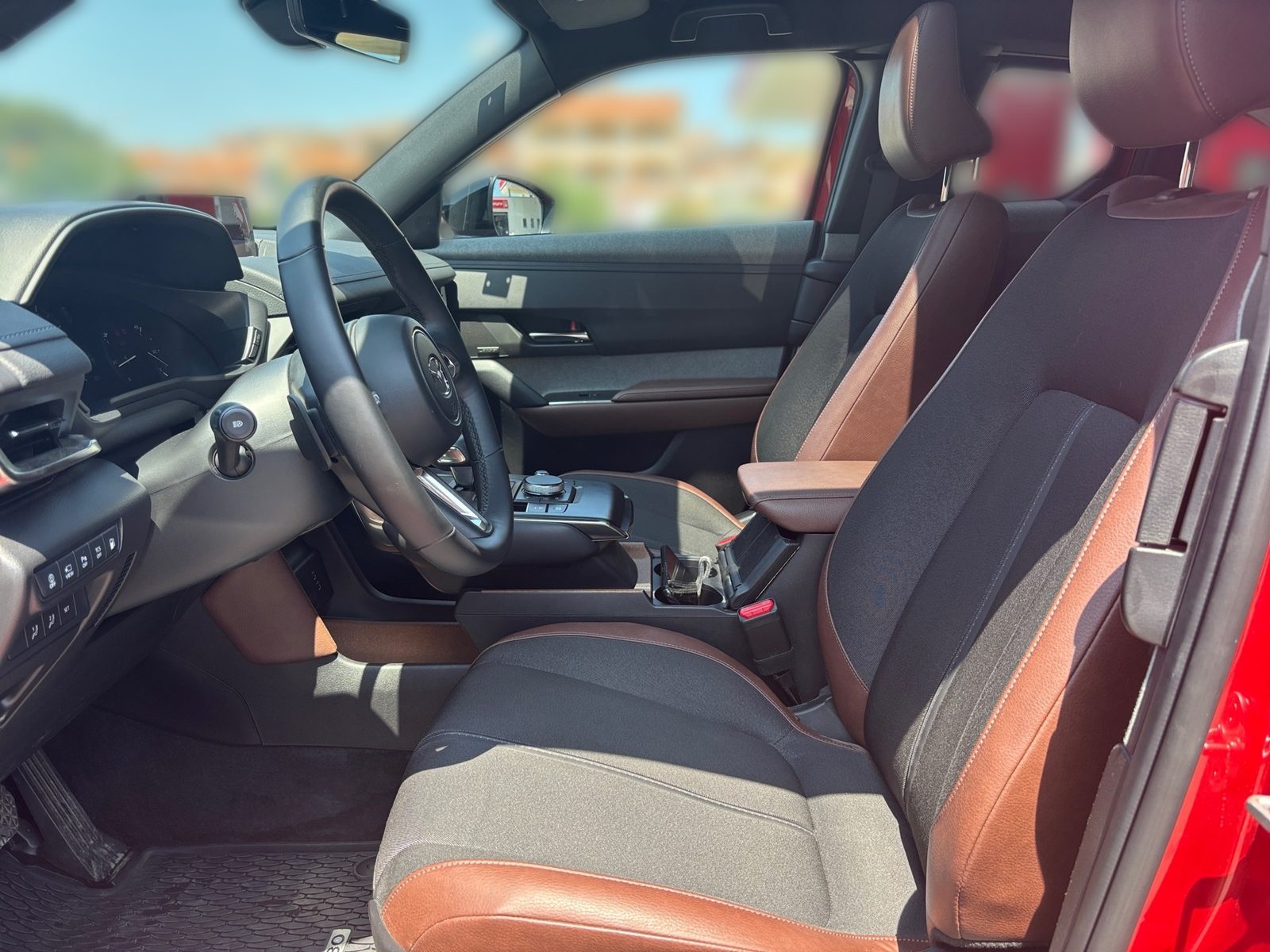 2024 Mazda MX-30 — fotografija 14