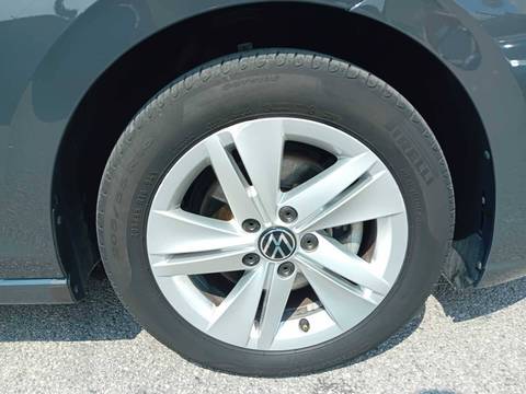 2024 Volkswagen Golf — sličica 13