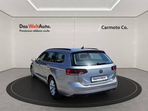 2022 Volkswagen Passat Variant — sličica 3