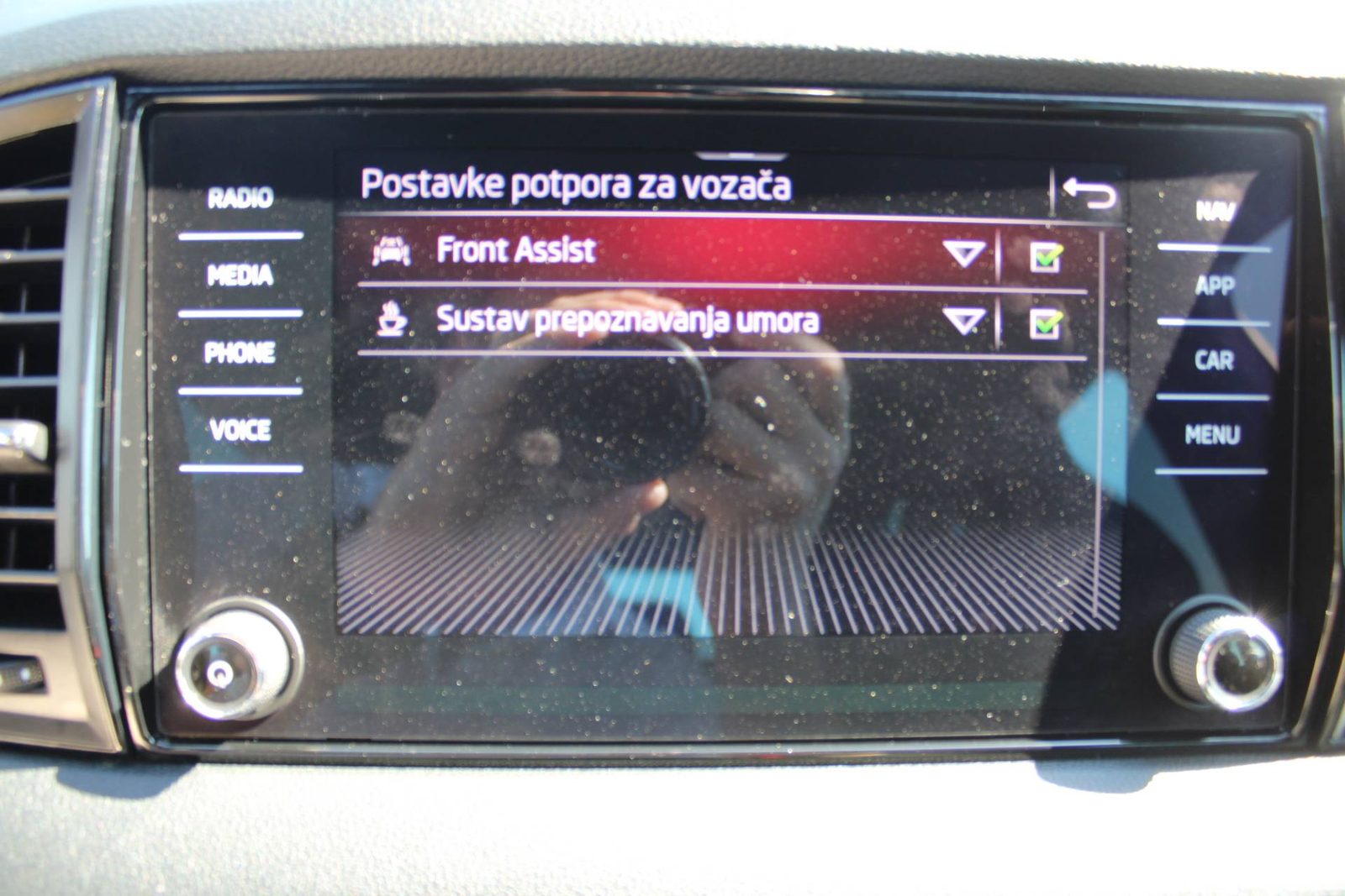 2021 Škoda Karoq — fotografija 22