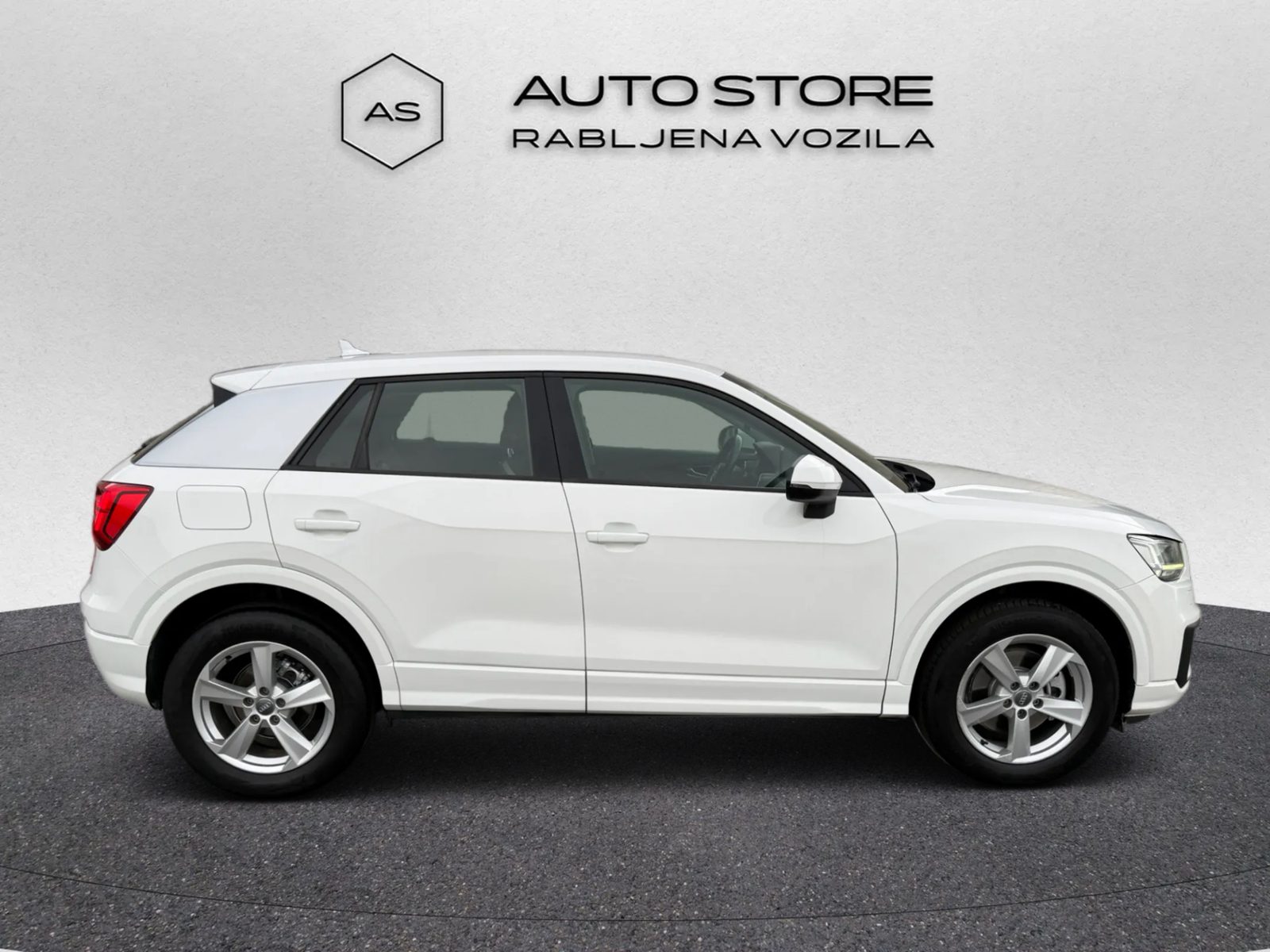 2018 Audi Q2 — fotografija 11
