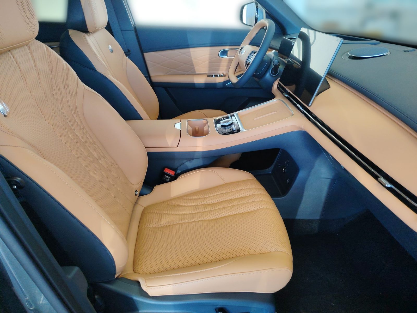 2026 Geely Starray EM-i — fotografija 18