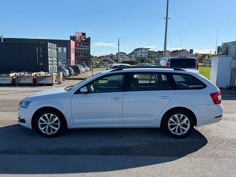 2018 Škoda Octavia — sličica 9
