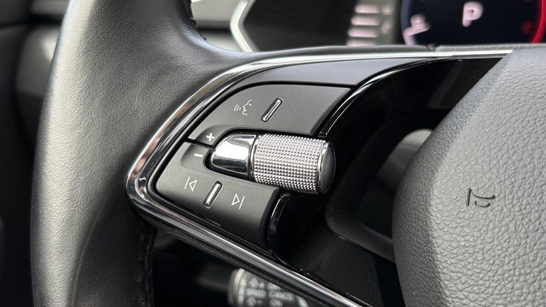 2022 Škoda Superb — fotografija 12