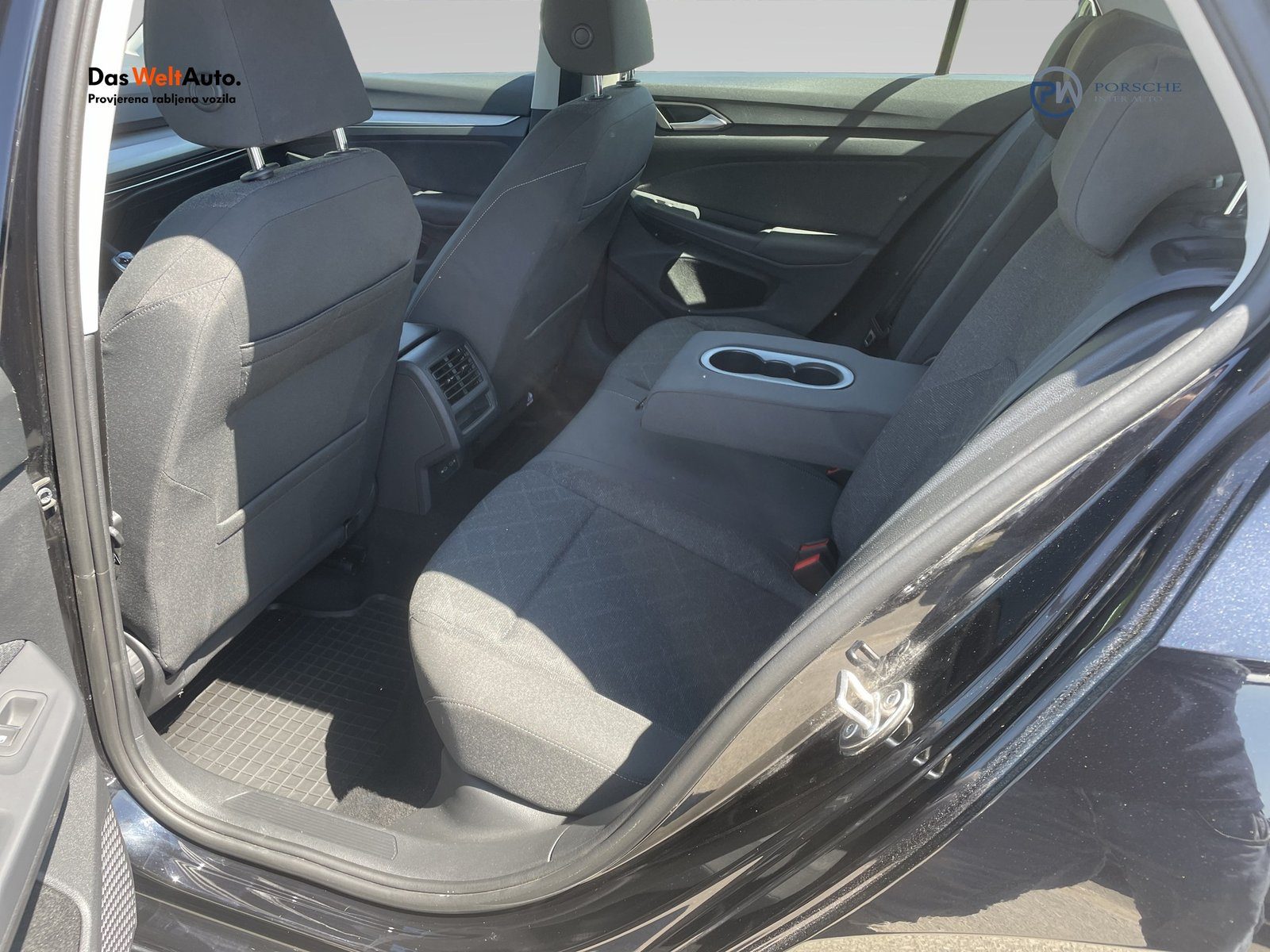 2023 Volkswagen Golf — fotografija 10
