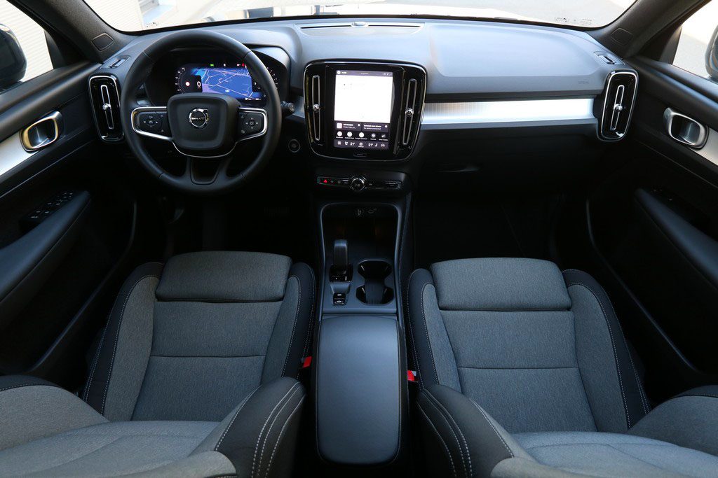 2026 Volvo XC40 — fotografija 5