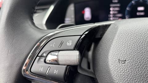 2023 Škoda Octavia — sličica 14