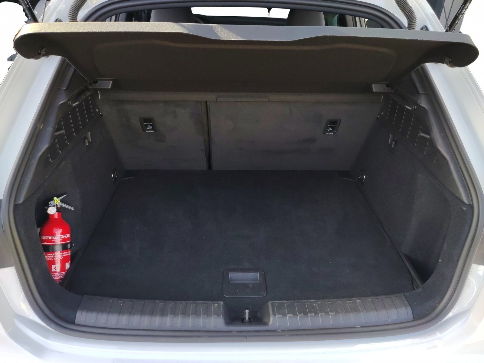 2025 Audi A3 Sportback S line — fotografija 10