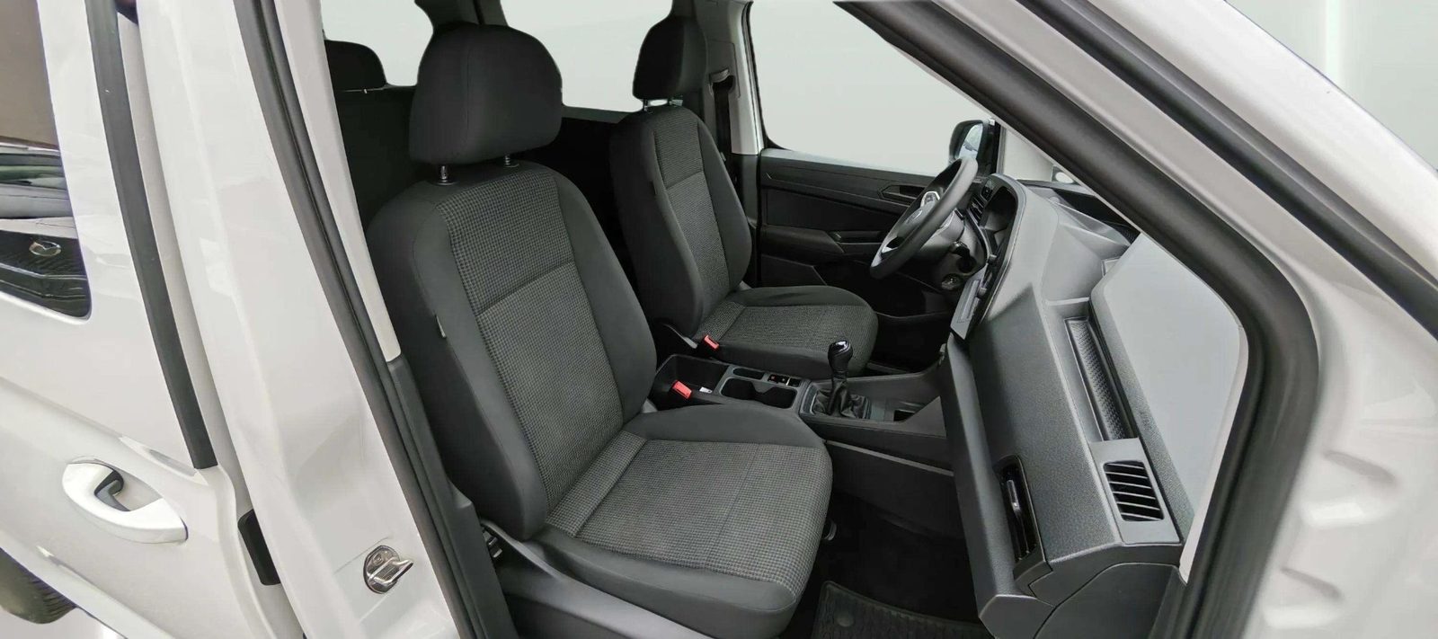 2022 Volkswagen Caddy — fotografija 15