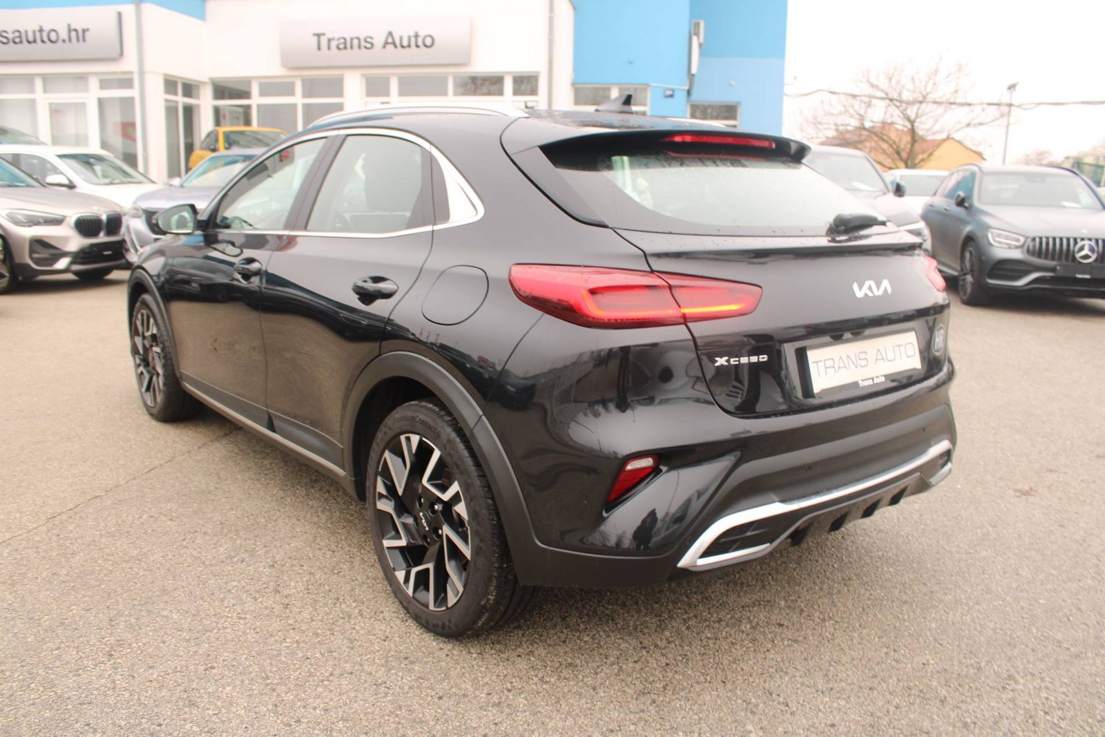 2023 Kia Xcee'd — fotografija 7