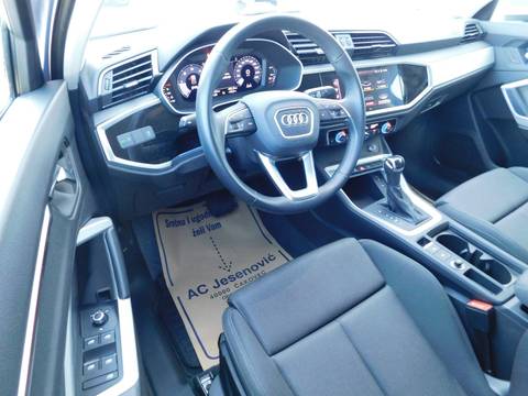 2023 Audi Q3 — sličica 9