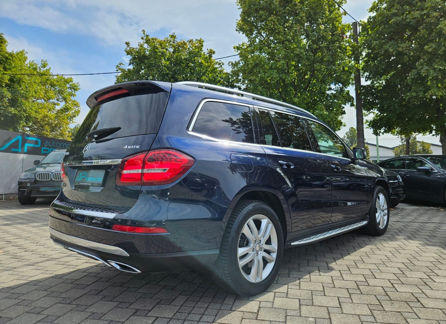 2016 Mercedes-Benz GLS — fotografija 9