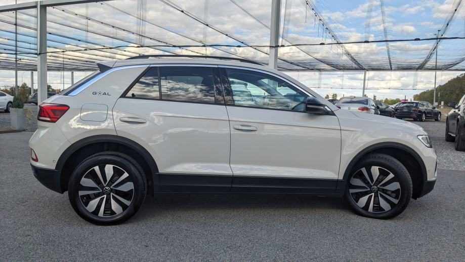 2025 Volkswagen T-Roc — fotografija 4