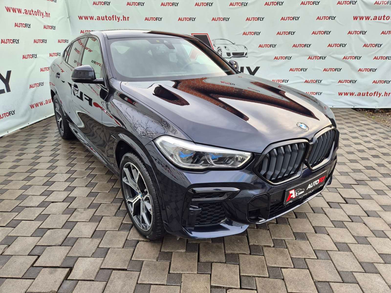 2021 BMW X5 M Sport — fotografija 3