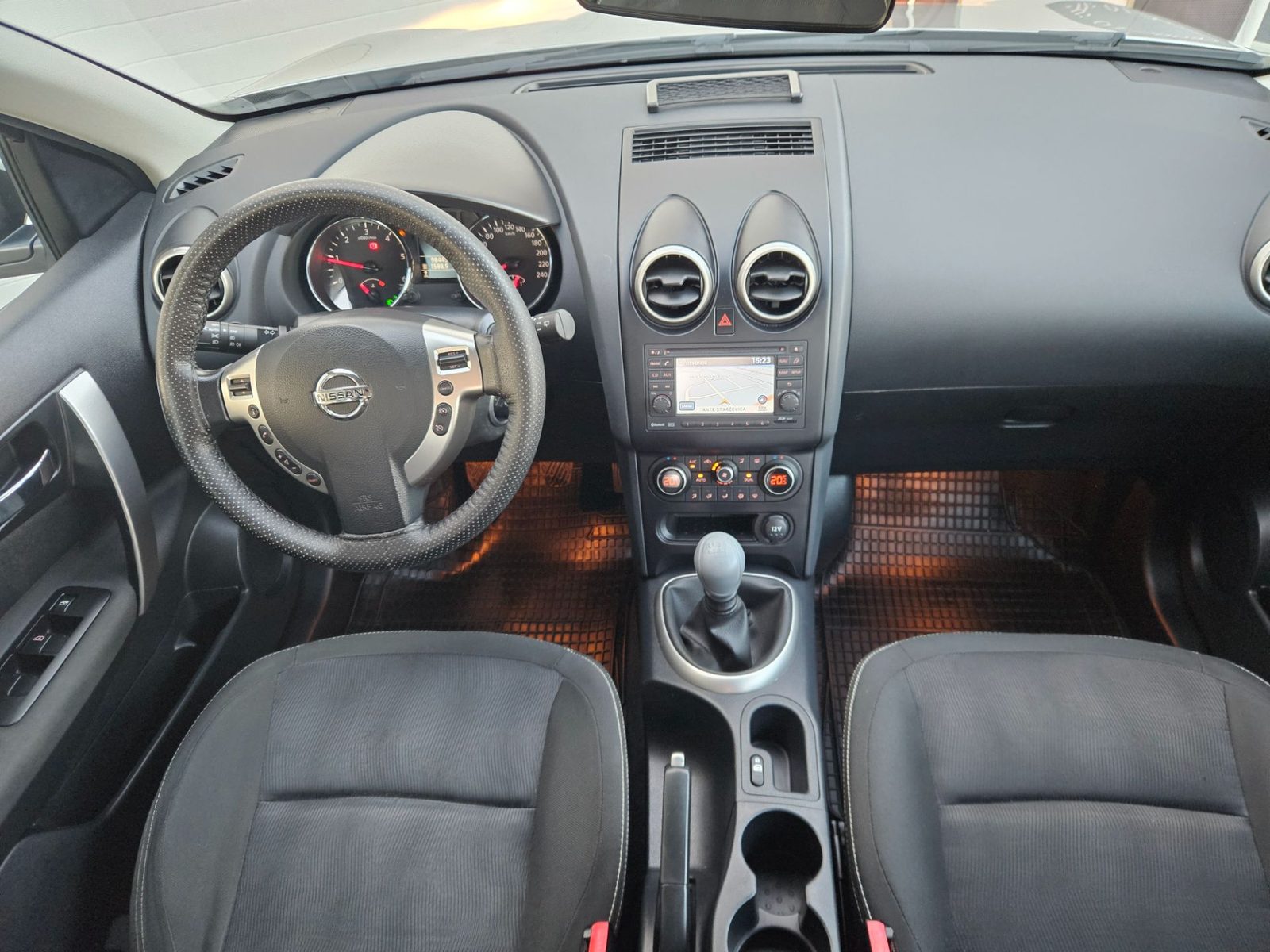 2013 Nissan Qashqai — fotografija 10