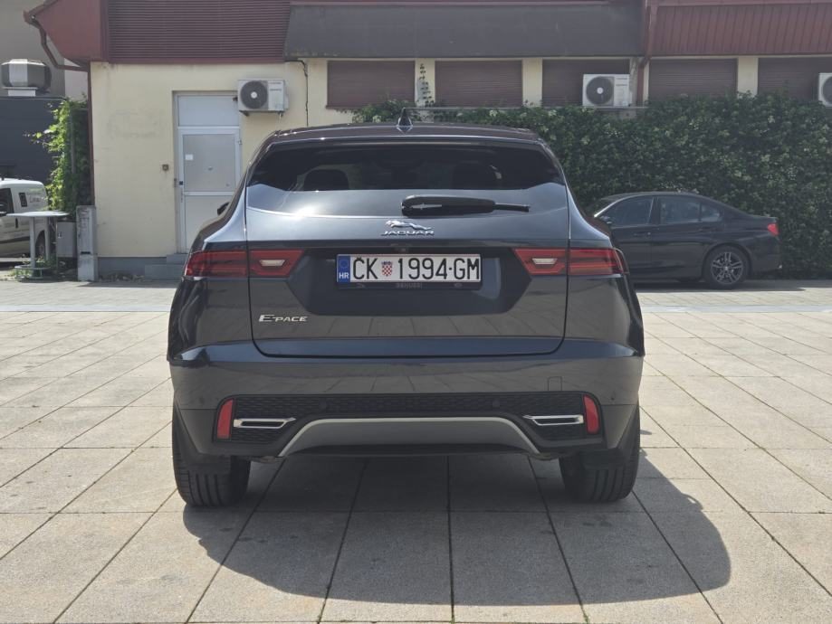 2023 Jaguar E-Pace — fotografija 7