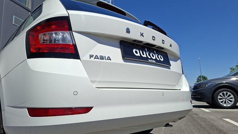 2021 Škoda Fabia — fotografija 25