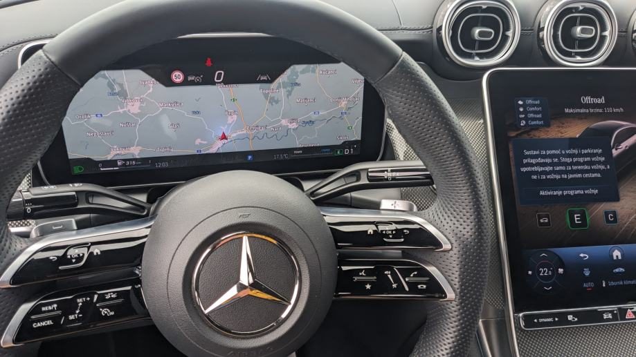 2025 Mercedes-Benz GLC — fotografija 12