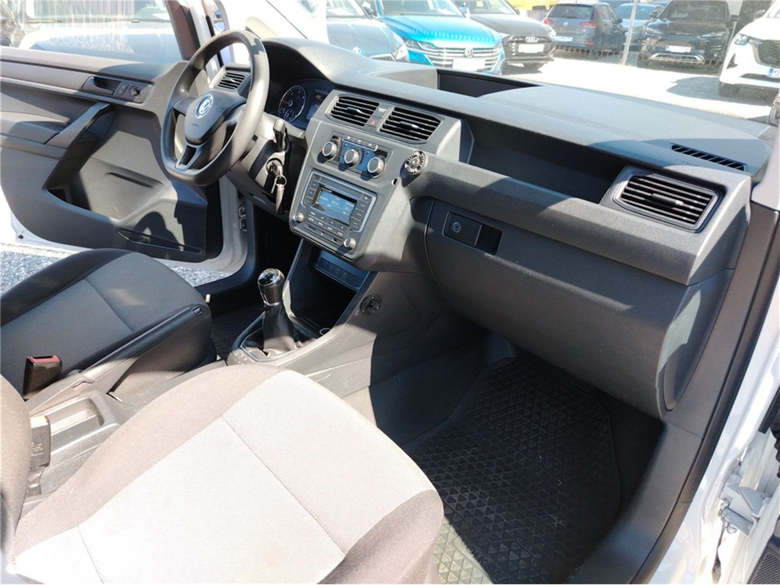 2019 Volkswagen Caddy — fotografija 17