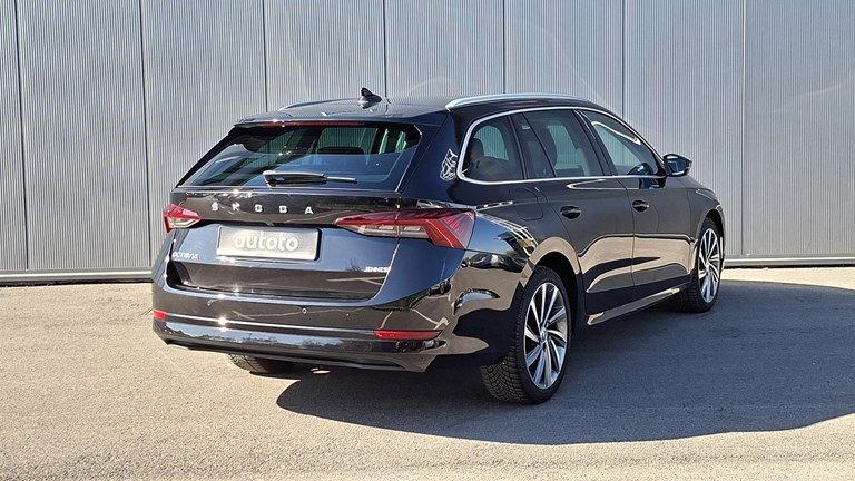 2021 Škoda Octavia — fotografija 3