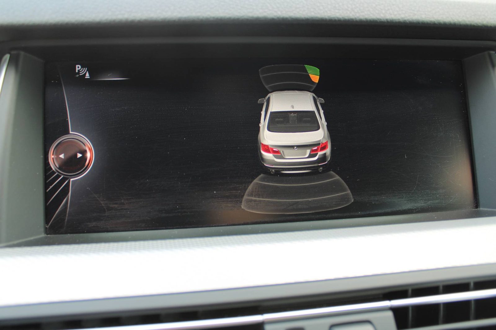 2016 BMW Serija 5 — fotografija 18