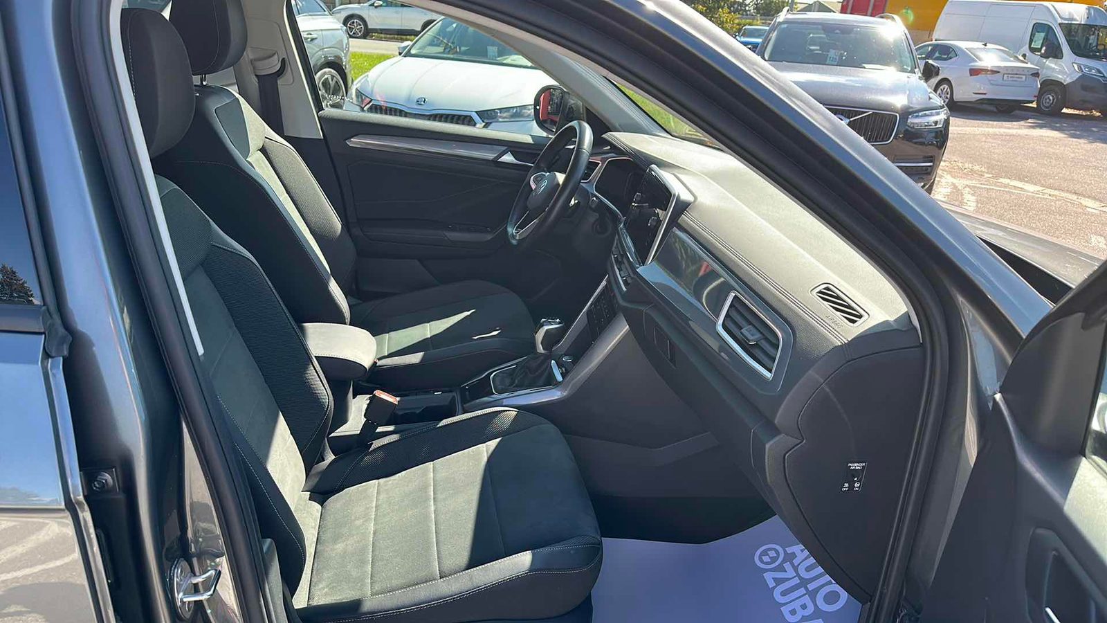 2024 Volkswagen T-Roc — fotografija 9