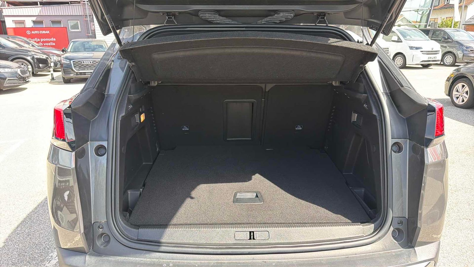 2023 Peugeot 3008 — fotografija 12