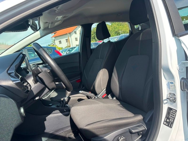 2022 Ford Fiesta — fotografija 8